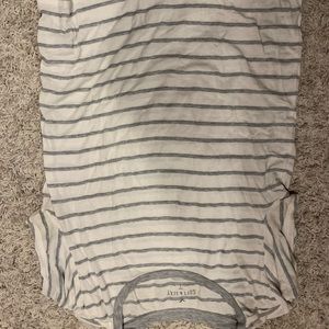 American eagle stripped crew neck size medium